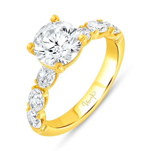 18 Karat Yellow Gold Engagement Ring