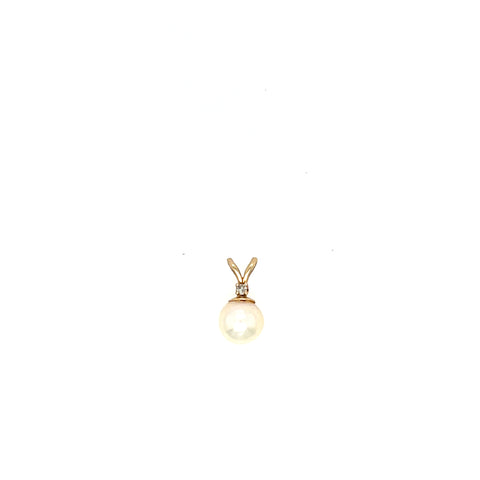 Pearl Pendant