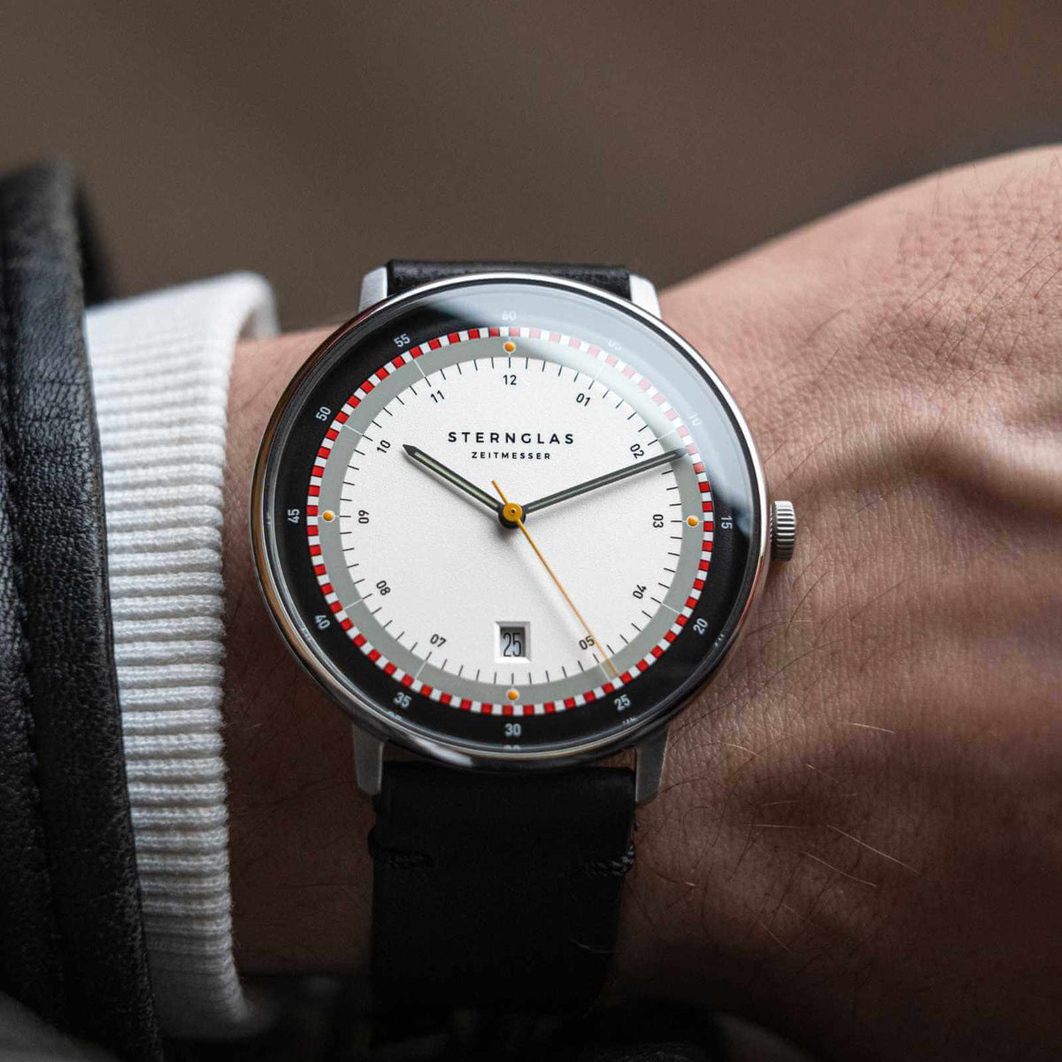 Sternglas "Hamburg Edition Hafen" Quartz Watch in Steel, White and Anthracite Dial