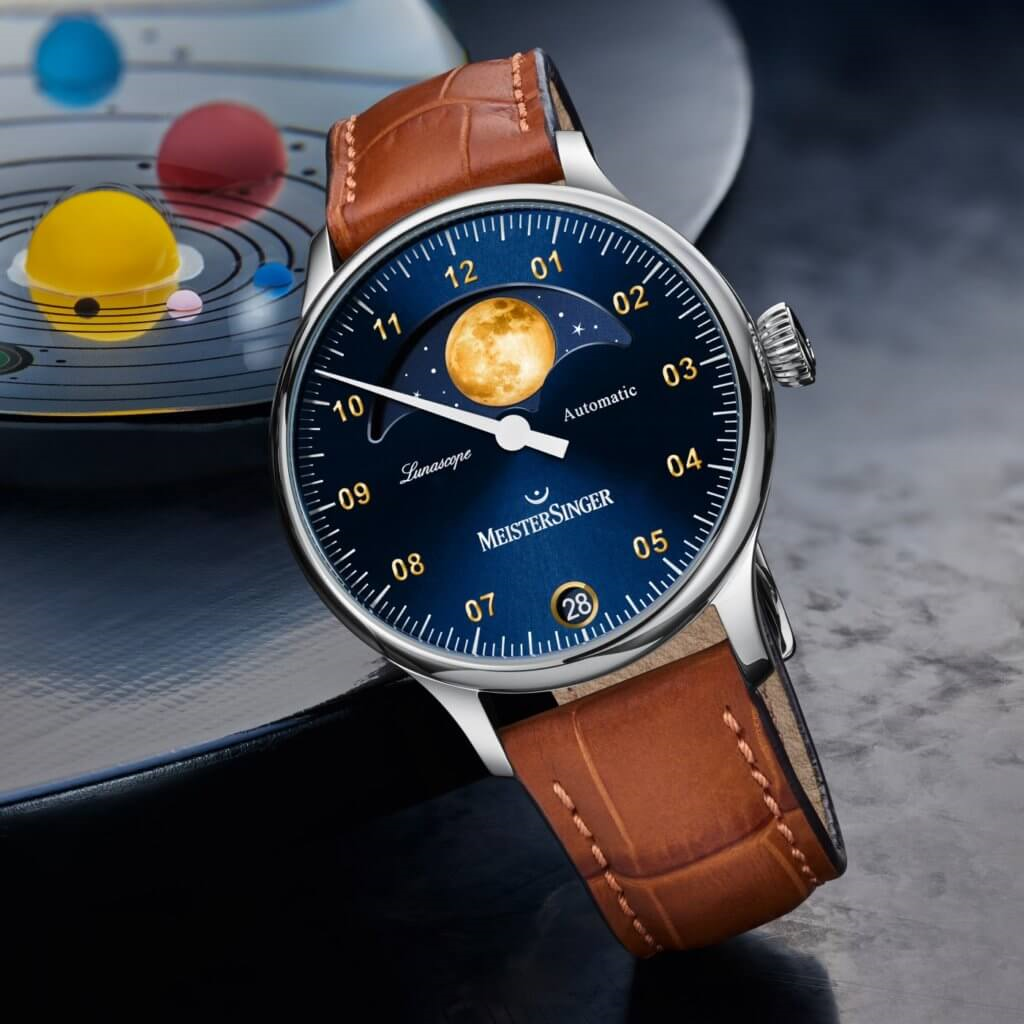 MeisterSinger Lunascope with planet models in the background