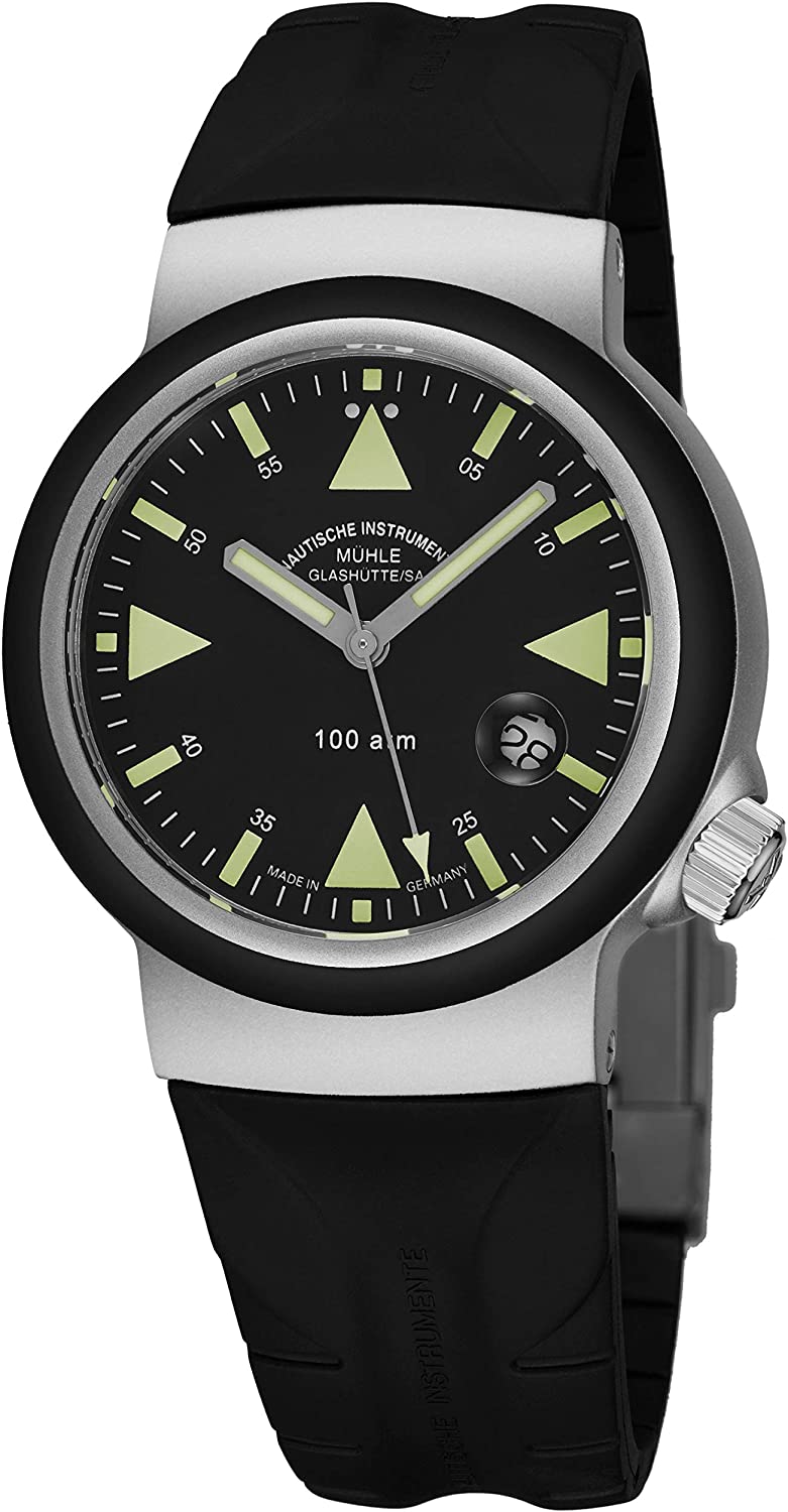 Mühle-Glashütte S.A.R. Rescue-Timer with black dial, rubber bezel and black rubber strap, front view